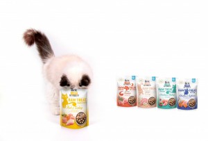������ ��� ���� Brit Raw Treat Hair & Skin Freeze-dried � ����� �� ��������, 40 �