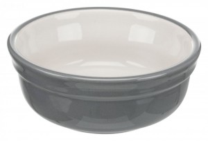  Trixie Eat on Feet  ,    , , 15 , 2600 